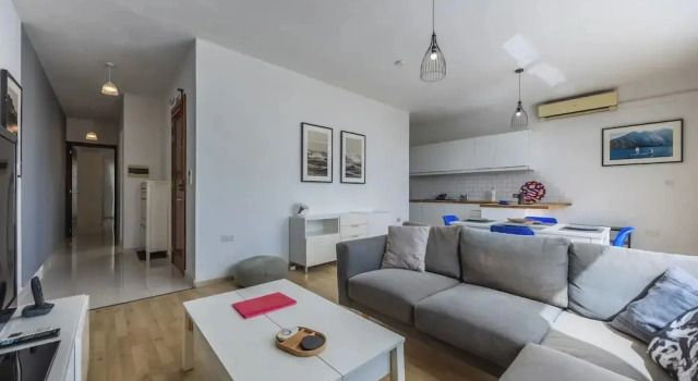 Modern Sunlit 2BR Penthouse Big Terrace