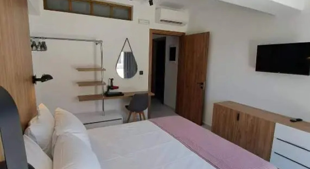 Courtyard Luxury Suites Marianthi