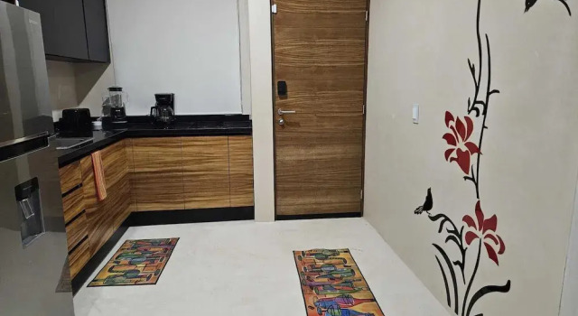 Elegant 1 Bedroom - 1 bathroom Apartment