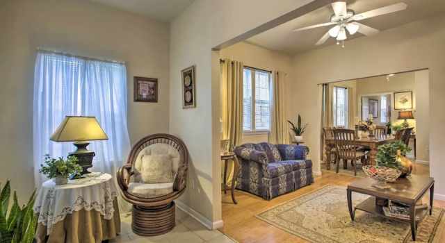 New Orleans Retreat ~ 3 Mi to Bourbon Street!, Забронировать Отель Отели Нового Орлеана с парковкой, рядом с Ochsner Baptist, Парковка