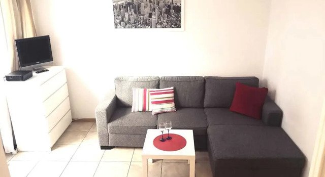 Amber Apartments Pereca, Забронировать Апартаменты/квартира Отели Варшавы с завтраком, рядом с ОРКО Тауэр, Завтраки