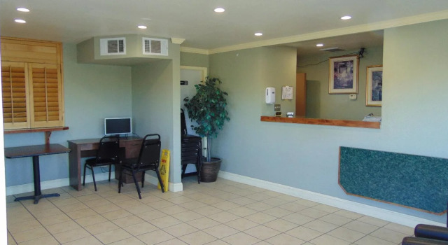 Corcoran Country Inn, Prenota Locanda Corcoran California