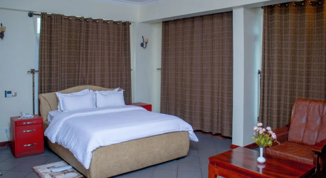 Seven Skies Hotel