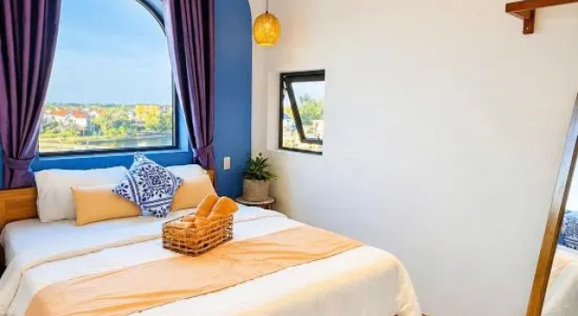 La Riva Riverside Hue Hotel & Rooftop