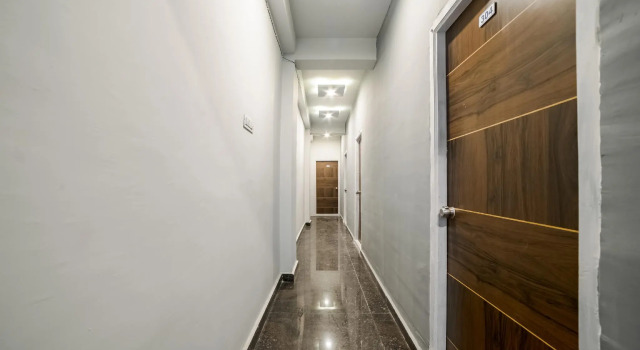 OYO 45138 Hady Inn, Rezerwuj Hotel Hajdarabad 