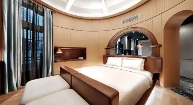 Люкс Superior ZHotel The Somekh Building