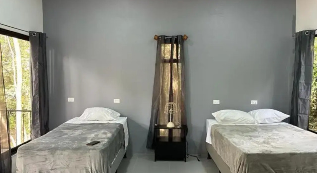 Hotel Roca Verde