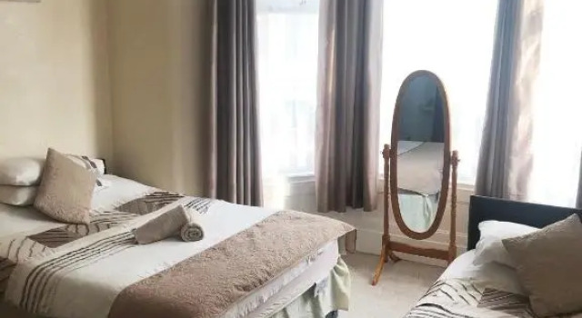 Трёхместный семейный номер Standard Aysgarth House
