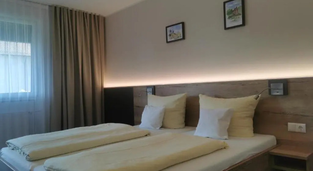 Hotel am Regenbogen, Κράτηση Ξενοδοχείο Cham Upper Palatinate