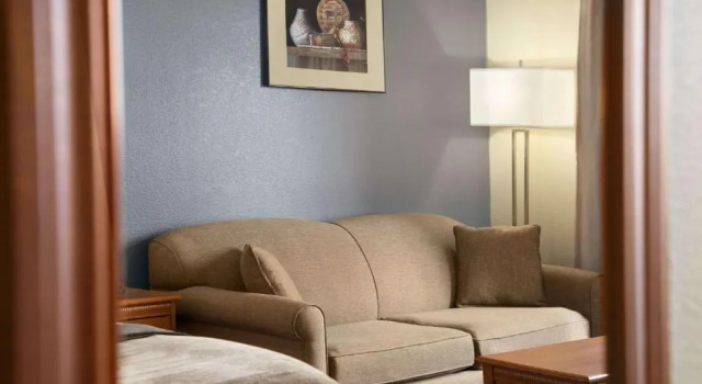 Номер Business Super 8 by Wyndham Whitecourt
