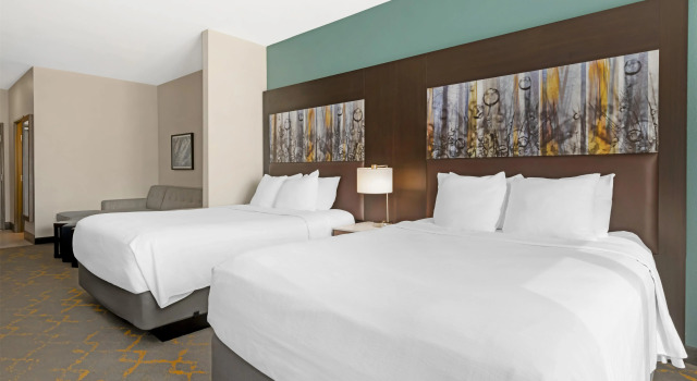 Четырёхместный номер Standard Best Western Plus Isanti