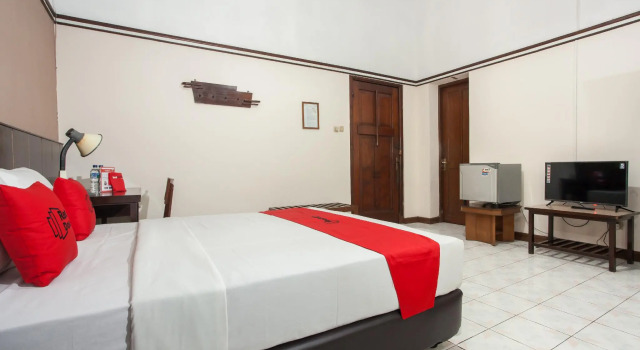 RedDoorz near Balai Kota Malang