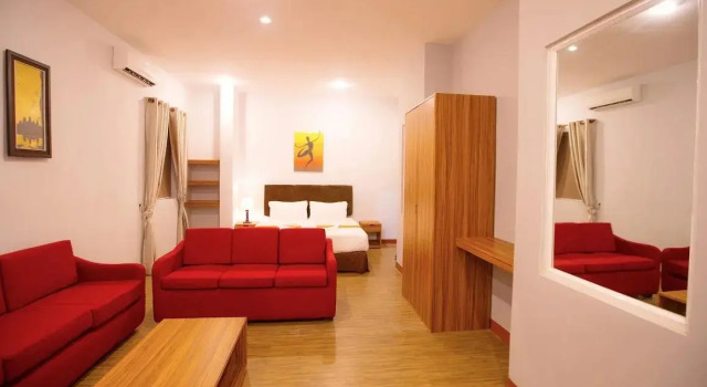 Полулюкс Secrets Hotel Cambodia