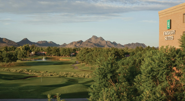 Embassy Suites by Hilton Phoenix Scottsdale, Забронировать Отель Отели Скотсдейл с парковкой, Парковка