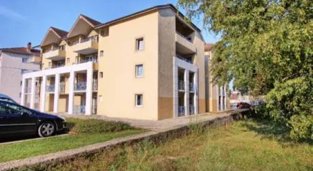 Residence Des Thermes, Забронировать Отель Отели Горного массива Юры с парковкой, Парковка