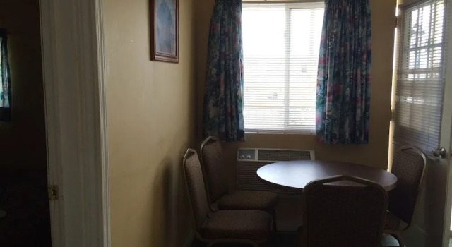 Villa Nova Motel, Book Motel Wasaga Beach Simcoe County