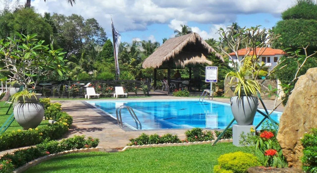 Manahara Casa Hotel and Restaurant, Забронировать Отель Отели Западной провинции 3 звезды, 3*