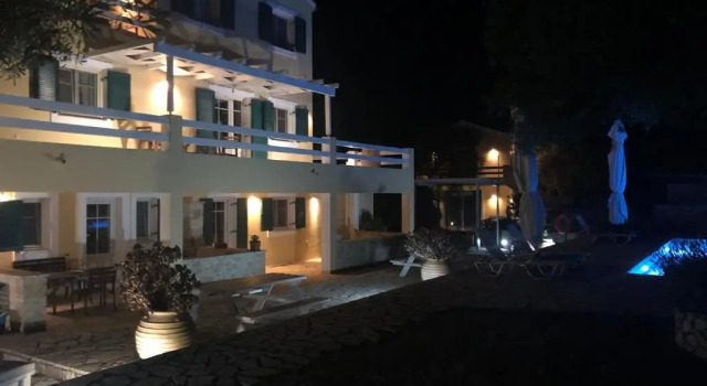 Апартаменты Deluxe Villa Elaia Suites & Apartments No.7