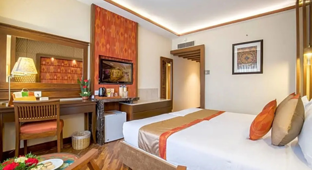 Номер Deluxe Shangri La Hotel