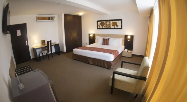 Номер Executive Allpa Hotel & Suites