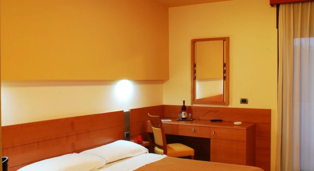 Четырёхместный номер Standard Hotel Club Astor