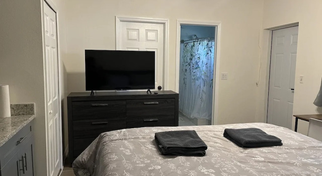 Студия ZenHomes in Brandon near Tampa & Valrico