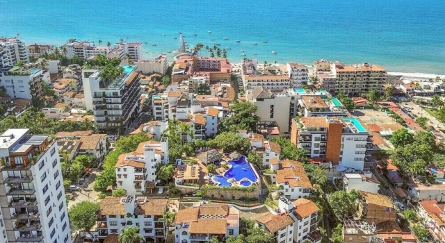 Stylish 2 BR Condo in Romantic Zone - Rooftop Pool, Rezerwuj Apartament Apartamenty w Jalisco, Apartament