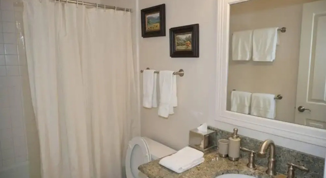 Номер Standard Great Location 1 Block From Gondola!!! - Outstanding Views Of Ajax 3 Bedroom Condo by RedAwning