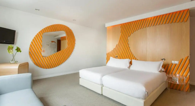 Трёхместный номер Standard Room Mate Oscar, Madrid