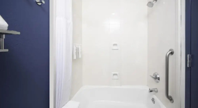 Люкс с 2 комнатами Spark by Hilton Amarillo East