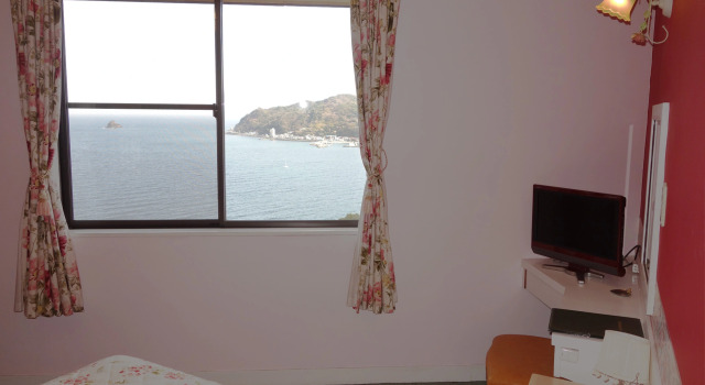 Hotel Rabbit Watch, Rezervasyon Otel Ito 