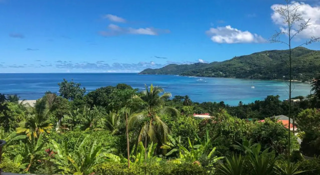 Двухместный номер Standard с балконом и с видом на море Villa Bel Age Seychelles