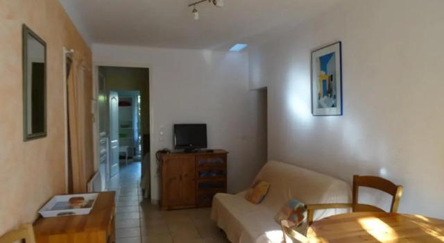 Appartement Hyères, 2 pièces, 4 personnes - FR-1-335-55, Забронировать Апартаменты/квартира Апартаменты Йера, Апартаменты/квартира