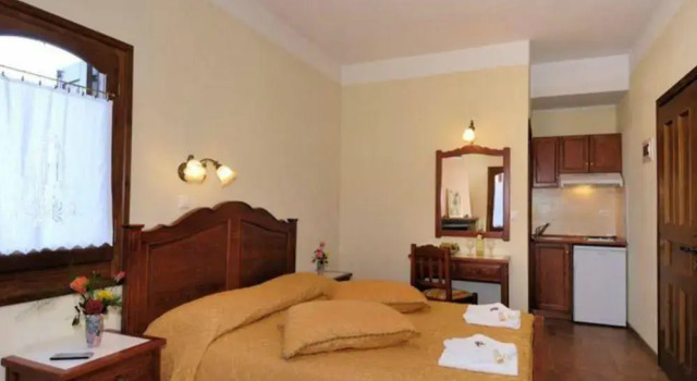 Guesthouse Theareston, Book Hotel Zagora 