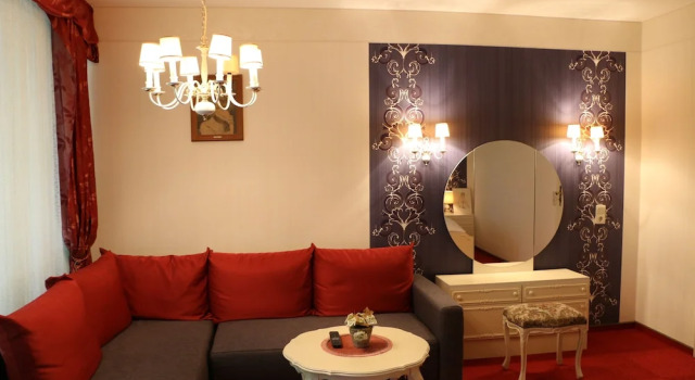 Hotel Goldener Adler, Varaa Hotelli Holtland Ala-Saksi