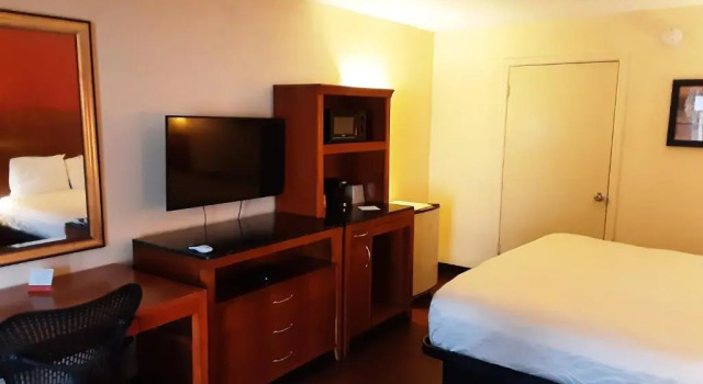 Номер Standard Econo Lodge Inn & Suites Griffin North