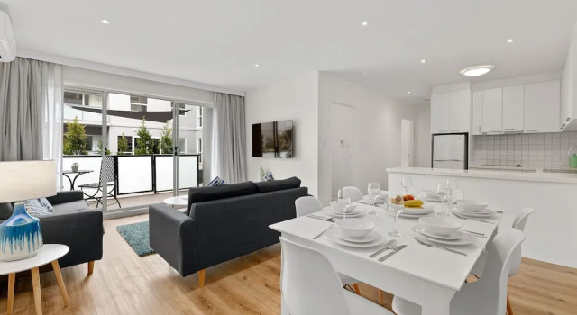 Апартаменты Superior Burwood Serviced Apartments