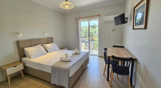 Amarandos Inn, Забронировать Апарт-отель Отели периферии Ионических островов с бассейном, Бассейн