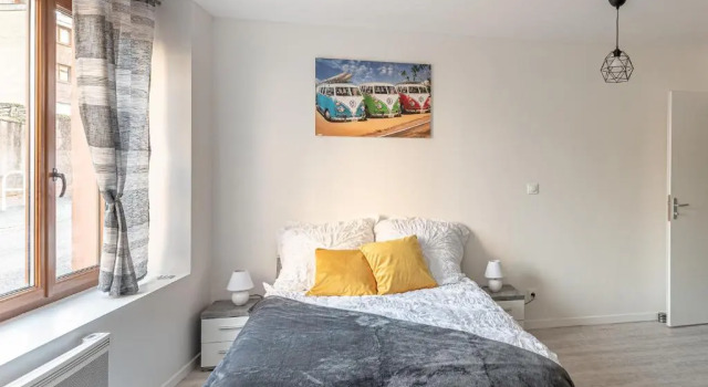 Le Combi, Book Hotel Hoteller i Sarrebourg med parkering, Parkering