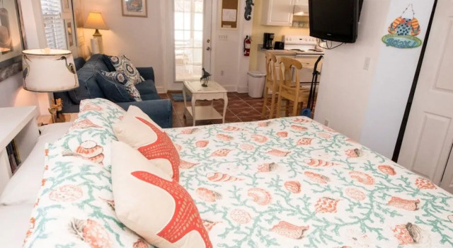 Anna Maria Beach Cottages