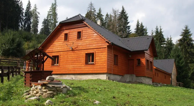 Horáreň Pod Dobákom, Varaa Hotelli Dolny Kubin Orava