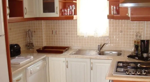 Вилла с 2 комнатами с балконом Villa PN15 by JoyLettings