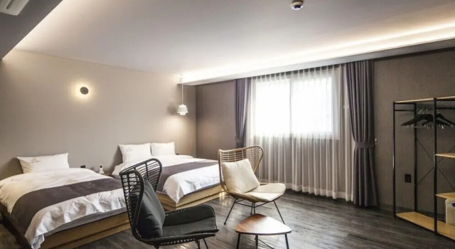 Hotel Crape Gyeongsan, Забронировать Отель Отели провинции Кёнсан-Пукто с парковкой, Парковка