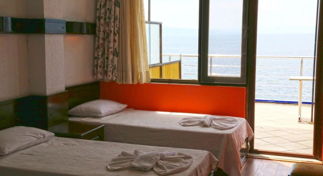 Alevok Hotel, Varaa Hotelli Hotellit Marmara-alue pysäköinnillä, Pysäköinti
