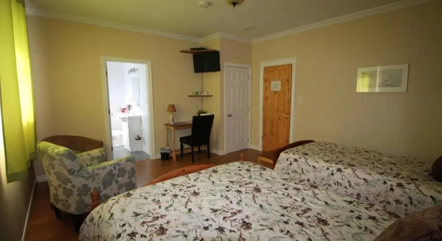 Трёхместный номер Standard с видом на сад The Fiddle and the Sea Bed and Breakfast