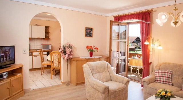 Апартаменты с балконом Ferienwohnung Cornelia