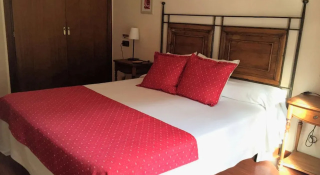 Hotel Edelweiss Camprodon, Varaa Hotelli Camprodon Ripolles