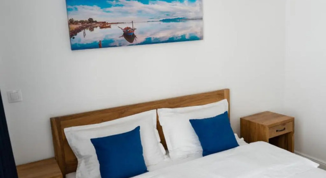 English House, Varaa Hotelli Bistrita 