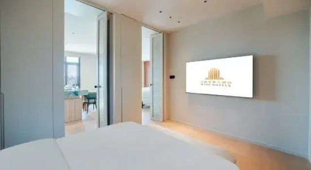Люкс с 2 комнатами Ninghai Hantang Supreme Hotel (Jinshan Ninth Road Branch, Ninghai Station)