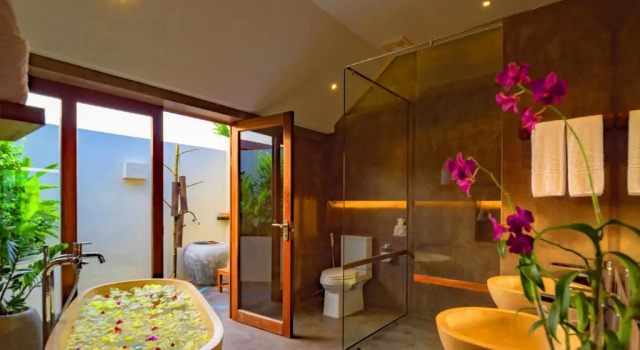 Люкс с видом на бассейн Sakmut Boutique Hotel